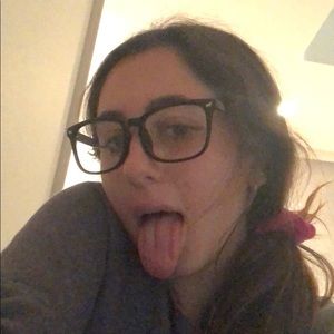 Meet your Posher, Talia